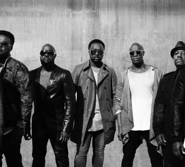 A viral video brought world fame to Naturally 7 – interview with tenor Warren Thomas