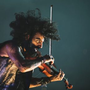 The black sheep of violin music conquers the stage