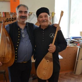 “We are all related!” – A show featuring a Hungarian ethnomusicologist and Caucasian folk musicians