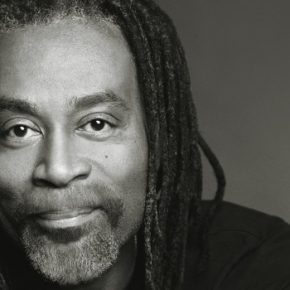 Saturday night fun: sing Don’t Worry Be Happy with Bobby McFerrin!