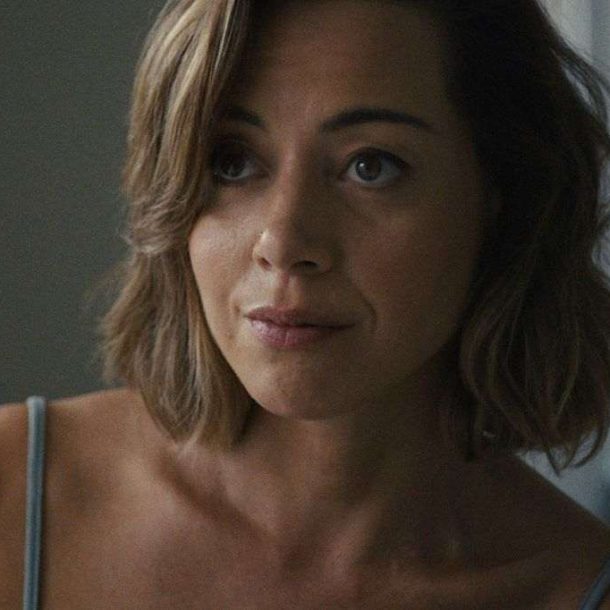 Emily the Criminal ~ a review by Dora Endre