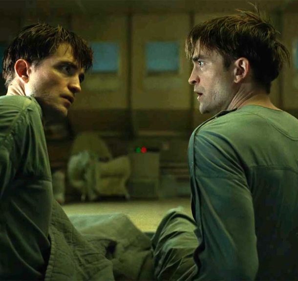 “Mickey 17” Review: Pattinson Dies (Well, a Lot) But Capitalism Lives On