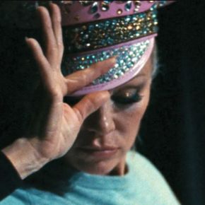 “The Last Showgirl” Review: When The Glitter Settles